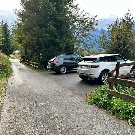 Traditionnel Haute Нанда